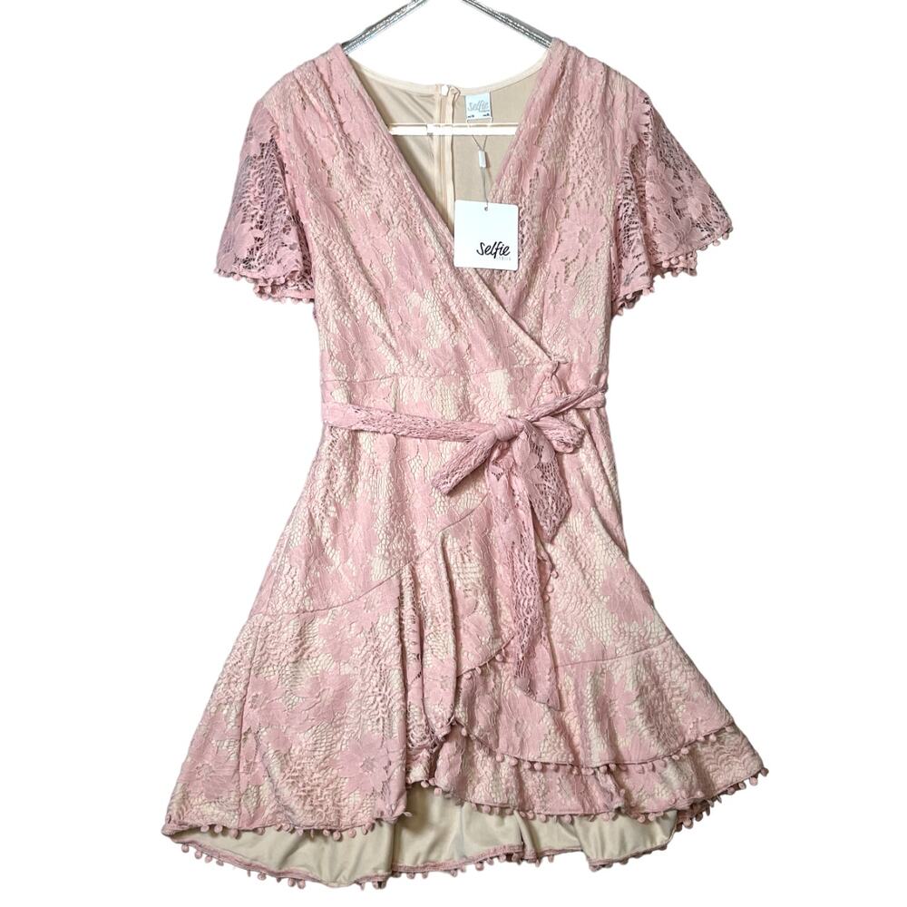 NWOT. SELFIE LESLIE Mini Dress XL Blush Pink Lace Faux Wrap Flutter Sleeve Belt